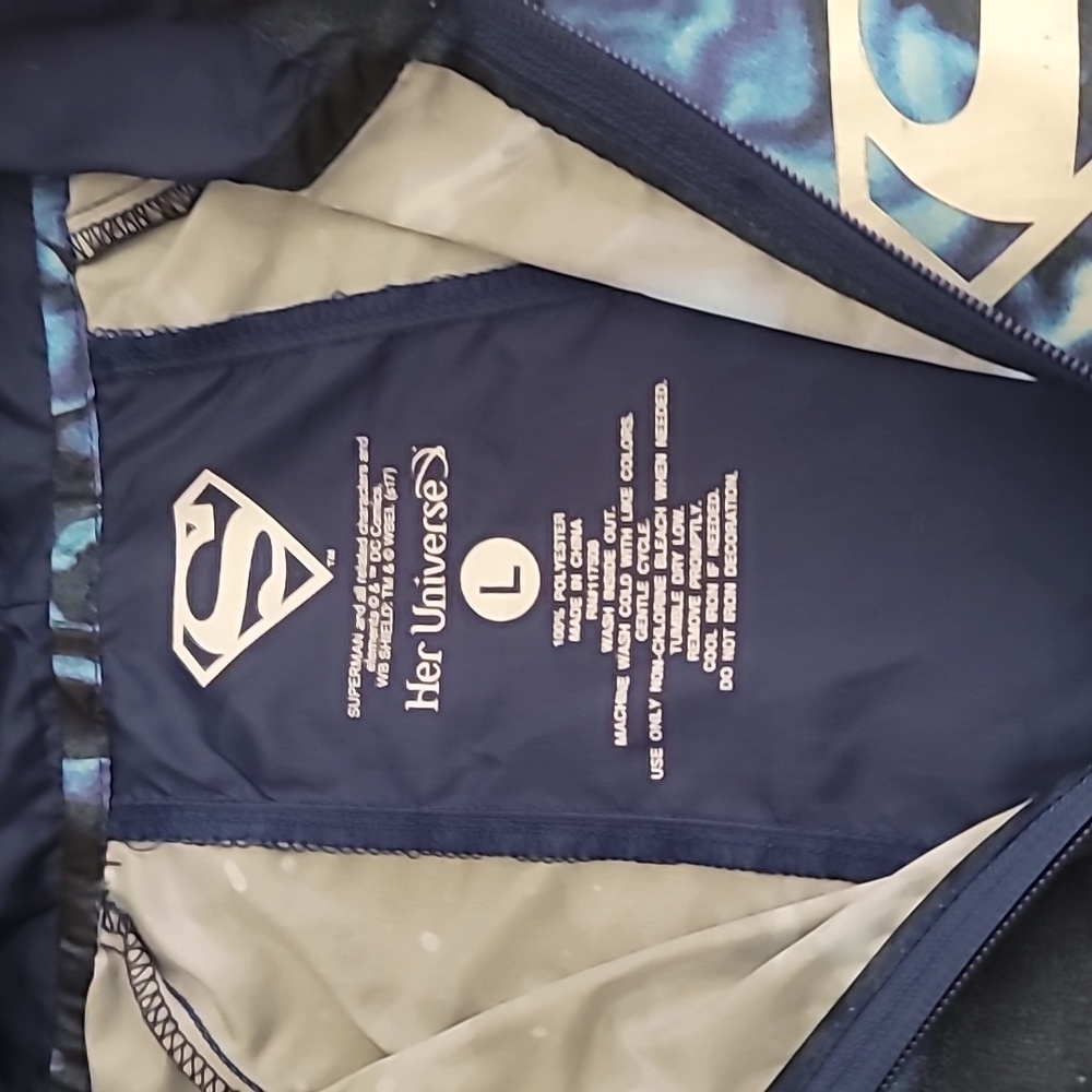 Superman Her Universe Lightweight Hooded Windbreaker - Picture 9 of 11